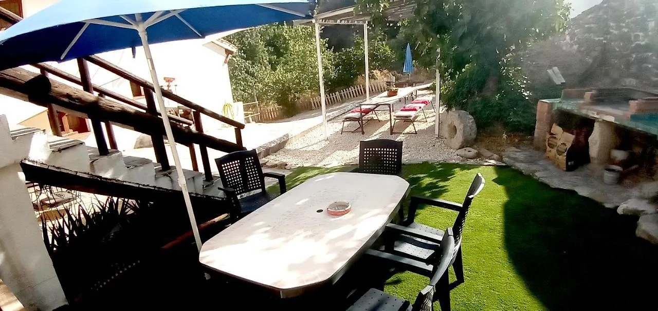 La Casa Del Agua Guest House Montefrio Spain